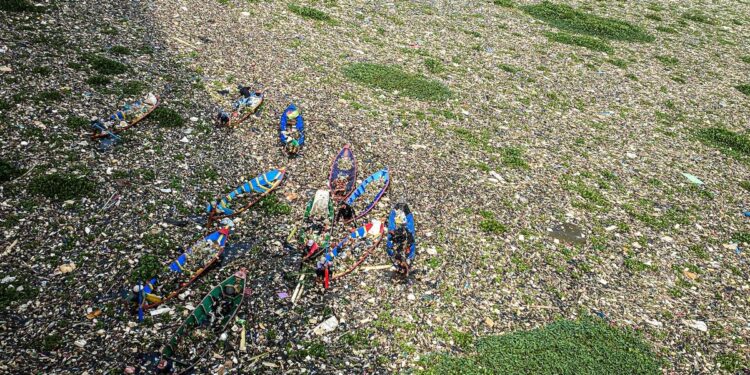 Solusi Mendasar Atasi Sampah Citarum