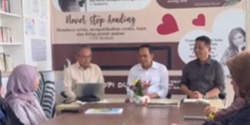 Kunjungan Walikota Cimahi ke Smart Library Garden