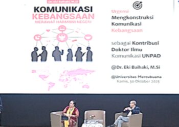 Menjadi “Muadzin” Komunikasi Kebangsaan